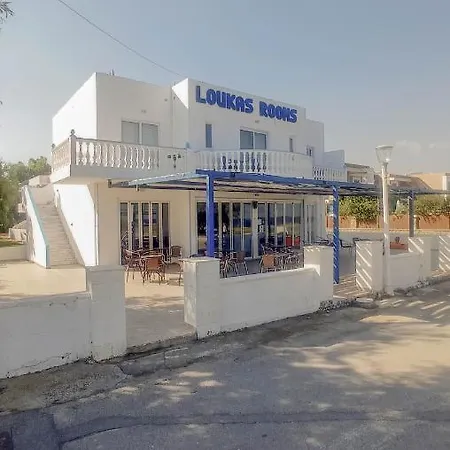 Loukas Hotel *