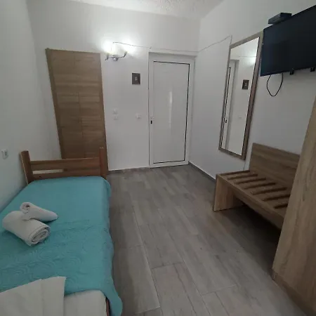 Loukas Hotel